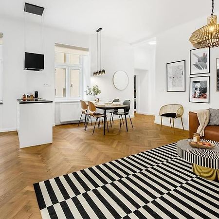 Stylovy Apartman V Centre Mesta Μπρατισλάβα Εξωτερικό φωτογραφία