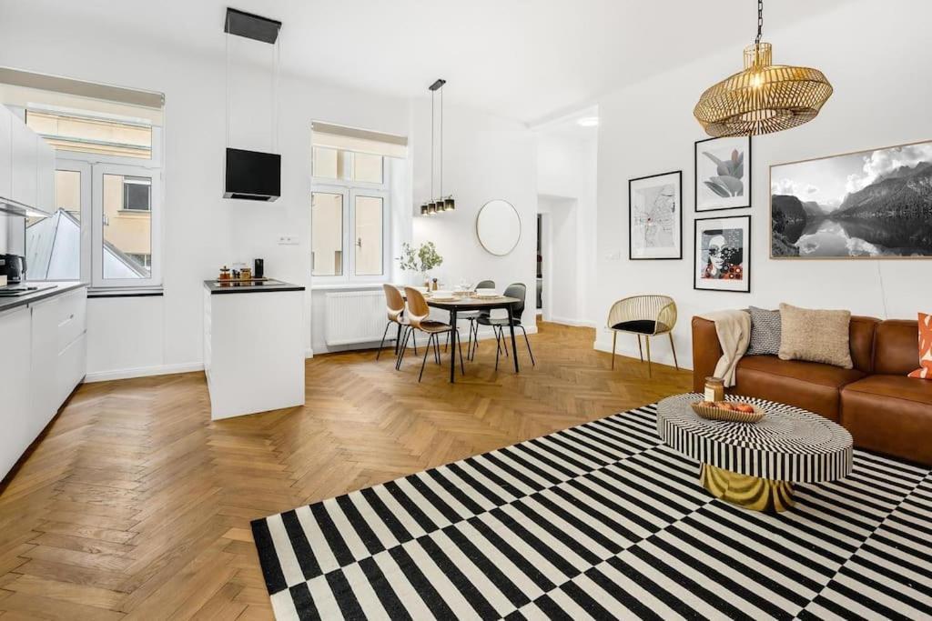 Stylovy Apartman V Centre Mesta Μπρατισλάβα Εξωτερικό φωτογραφία